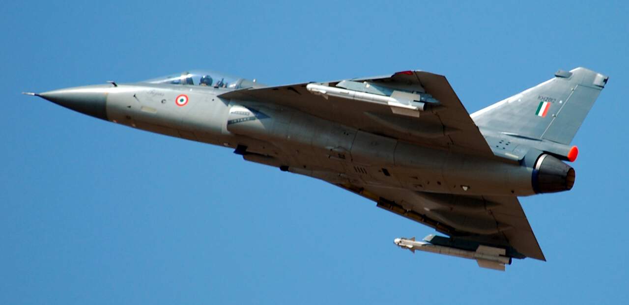 tejas fighter crash rajasthan jaisalmer